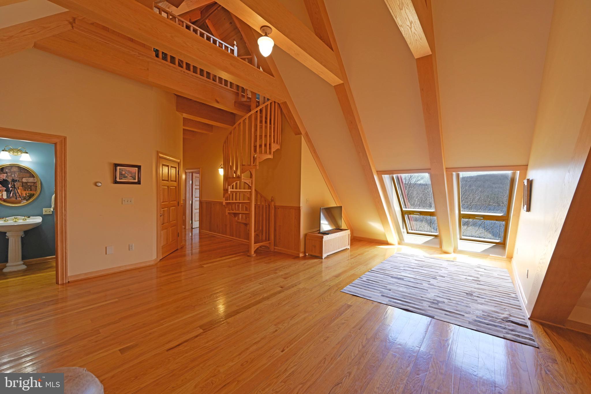 SANDY SHORES - Residential