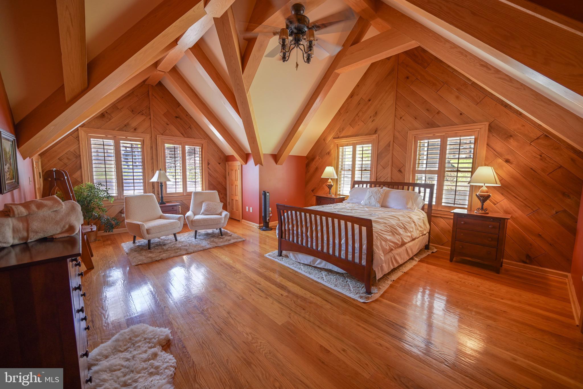 SANDY SHORES - Residential