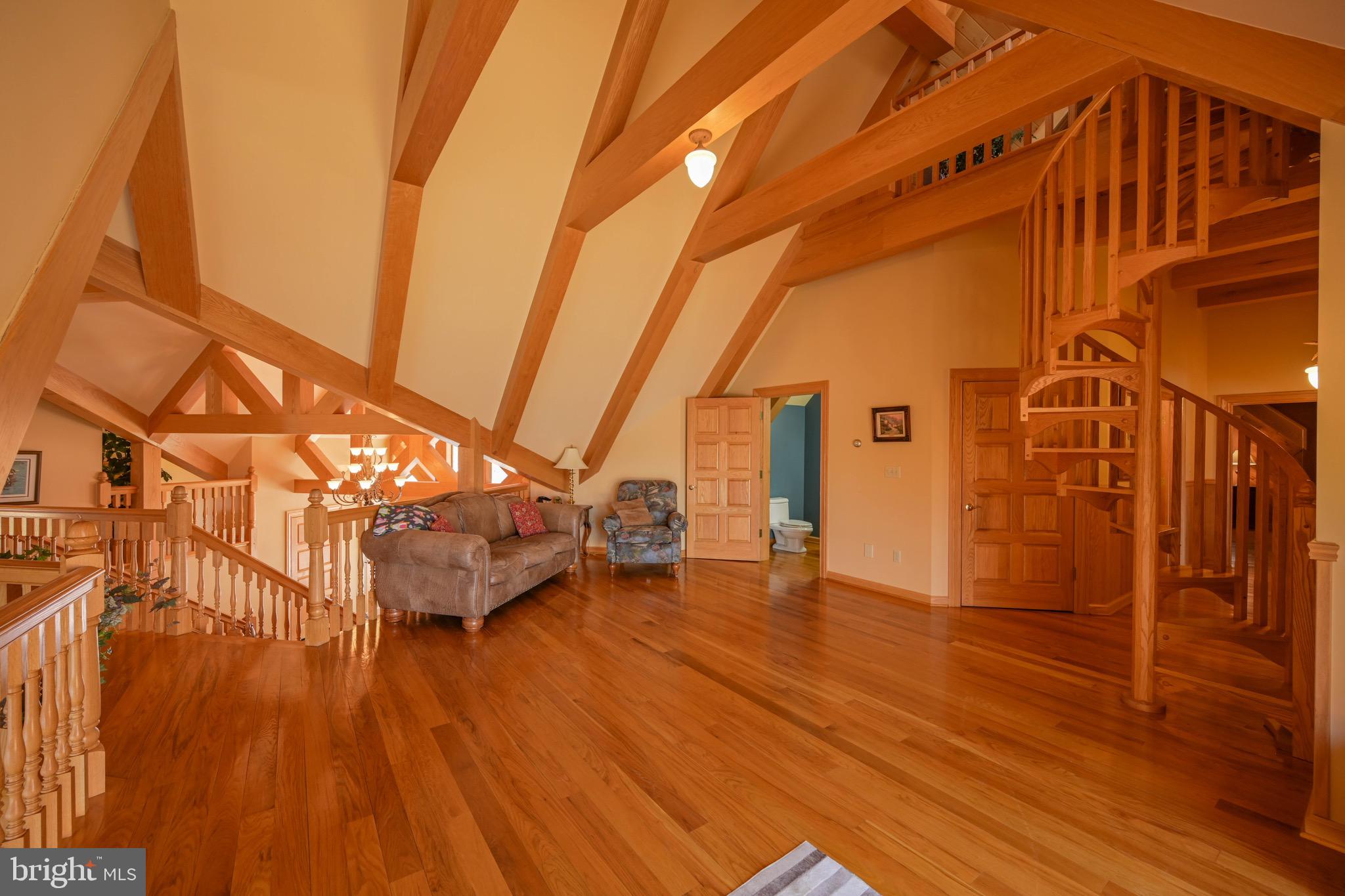 SANDY SHORES - Residential