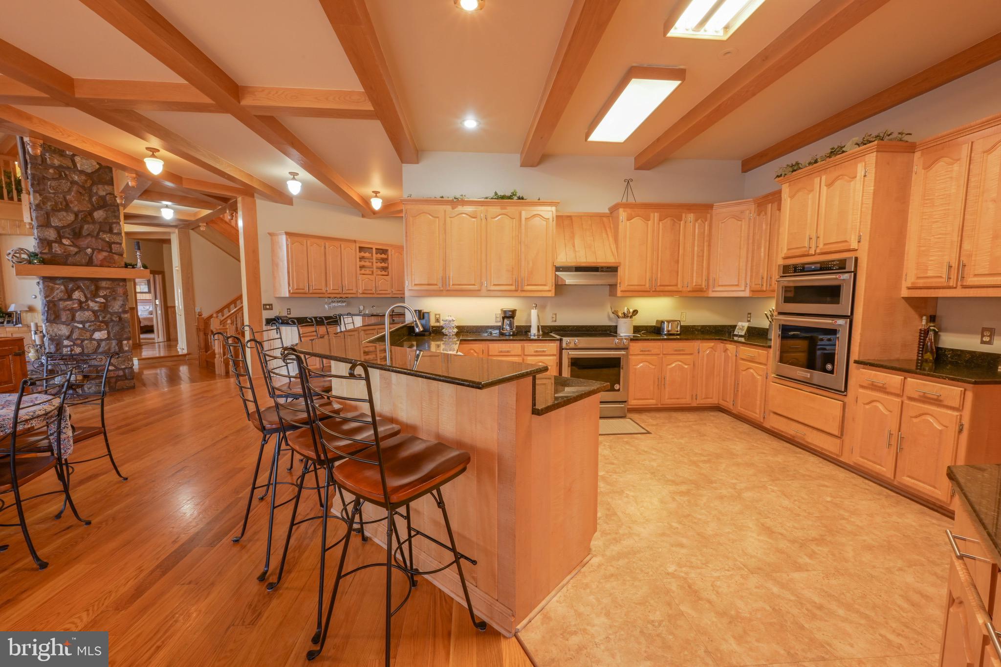 SANDY SHORES - Residential