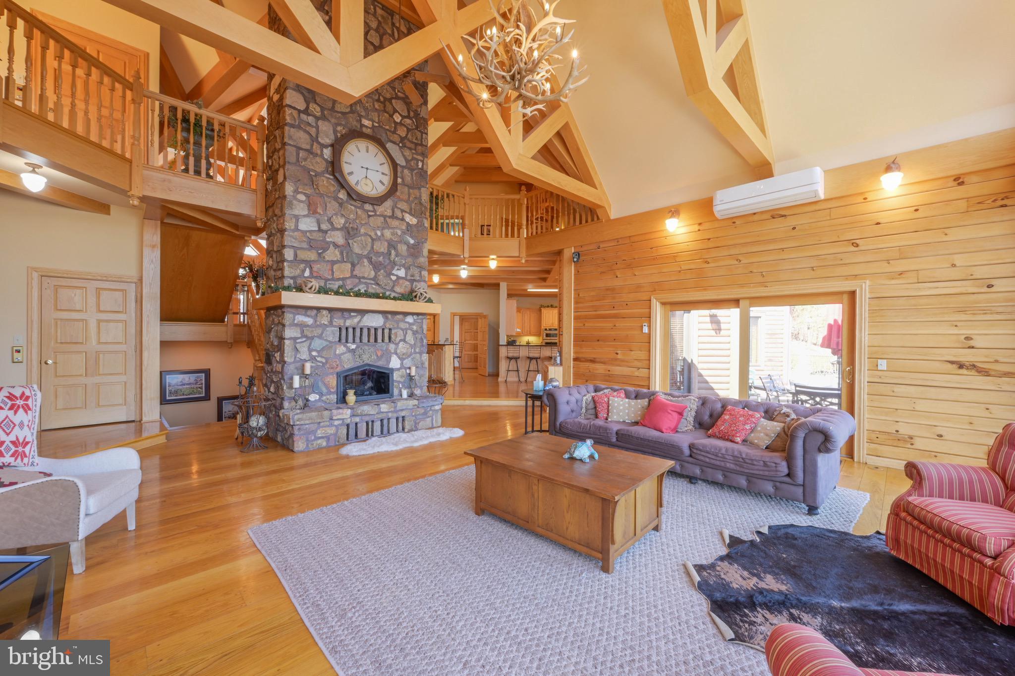 SANDY SHORES - Residential