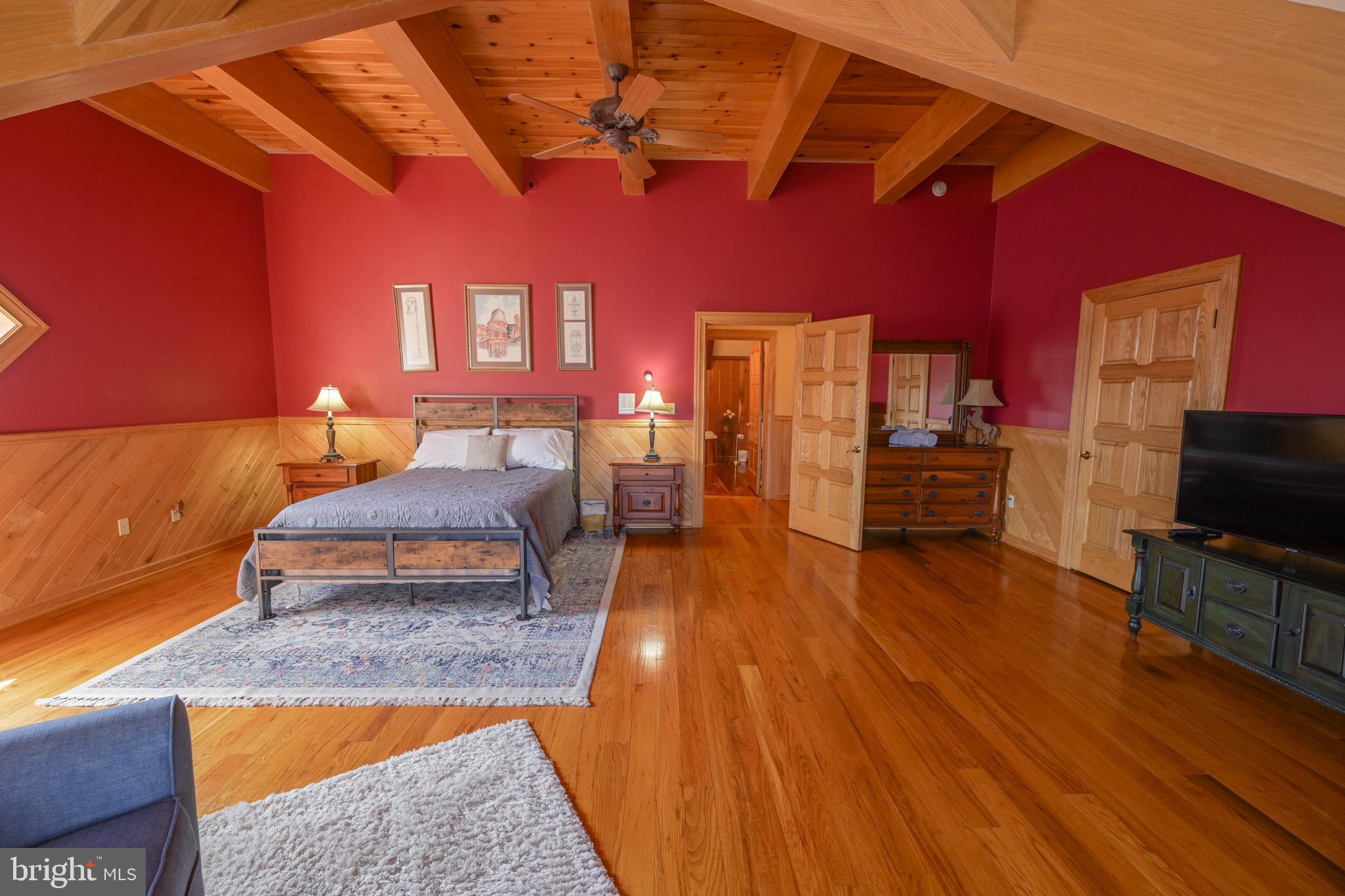 SANDY SHORES - Residential