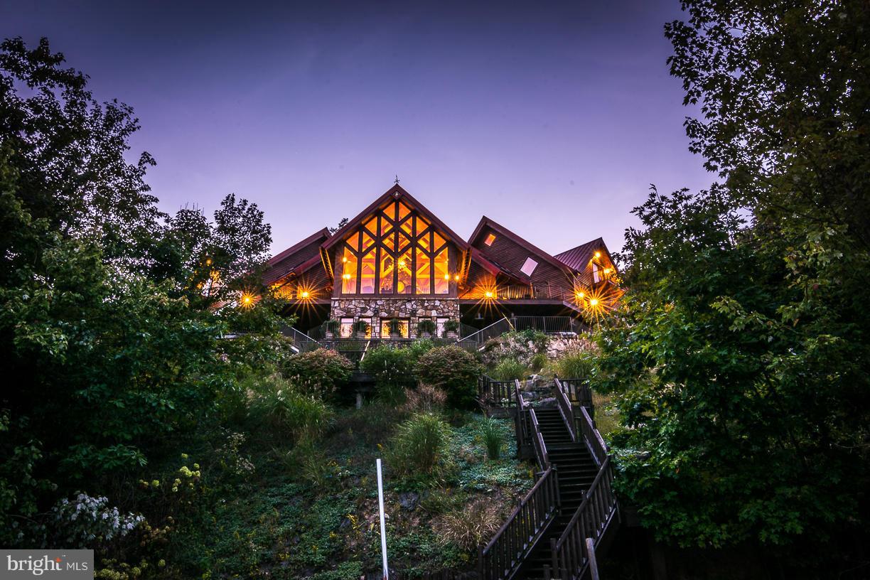 SANDY SHORES - Residential