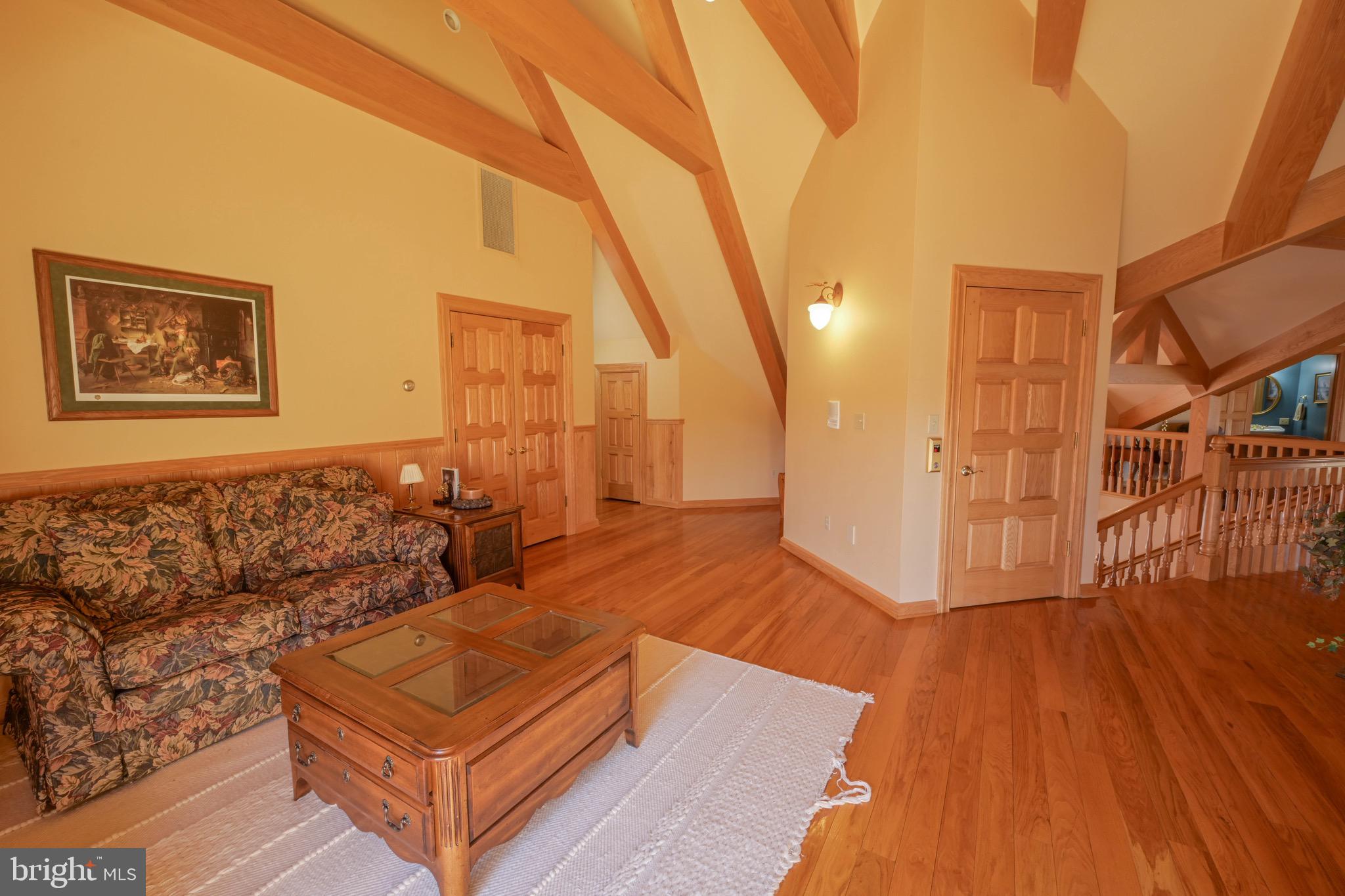 SANDY SHORES - Residential