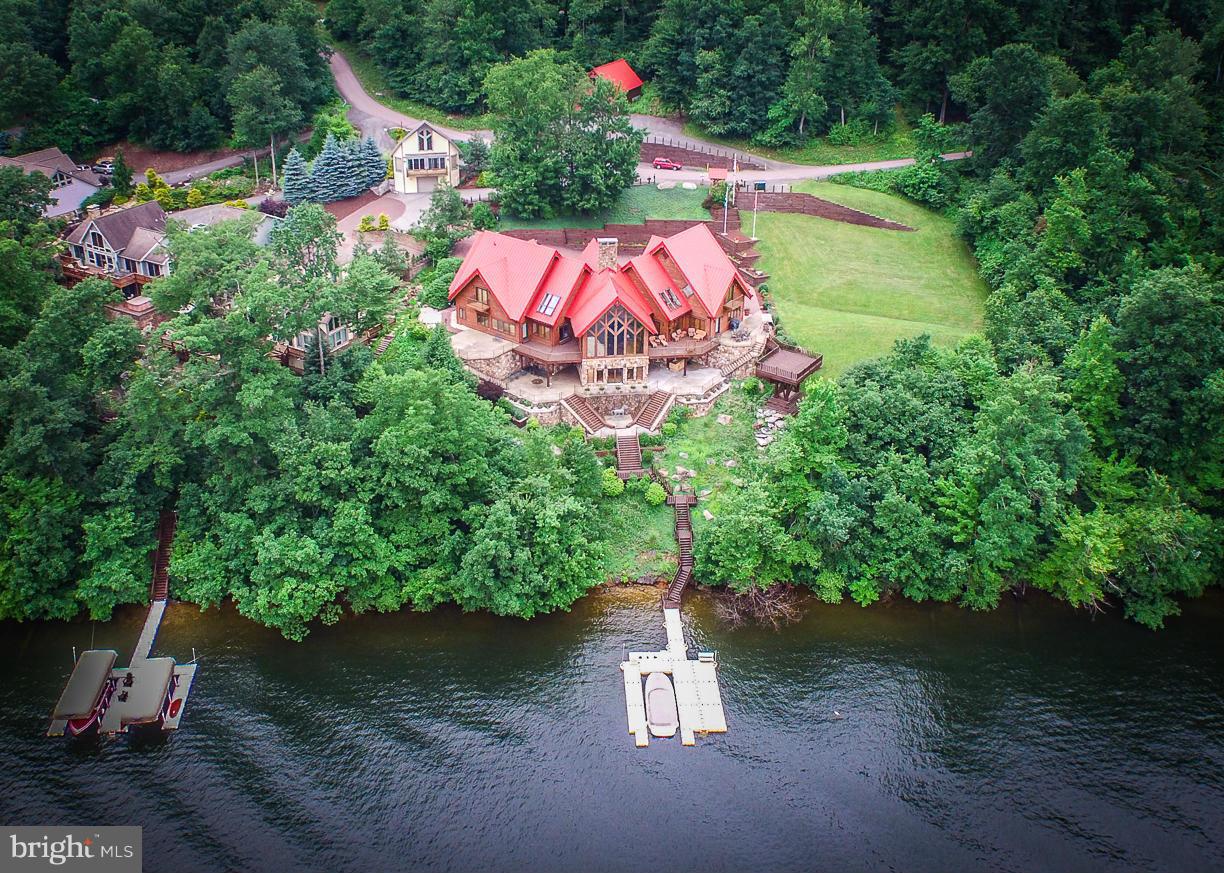 SANDY SHORES - Residential