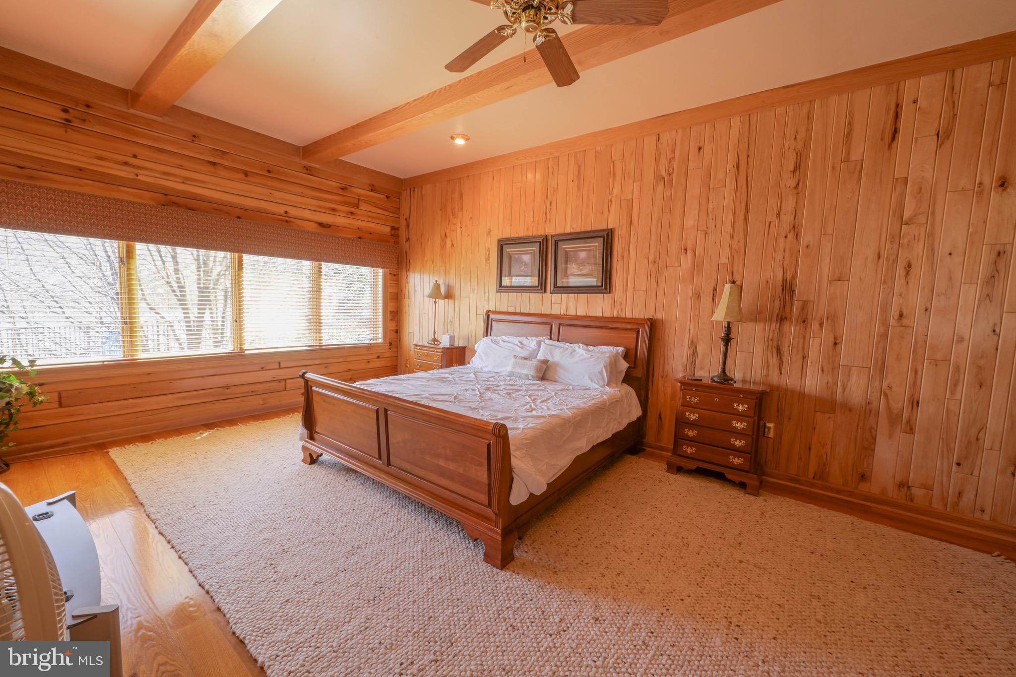 SANDY SHORES - Residential