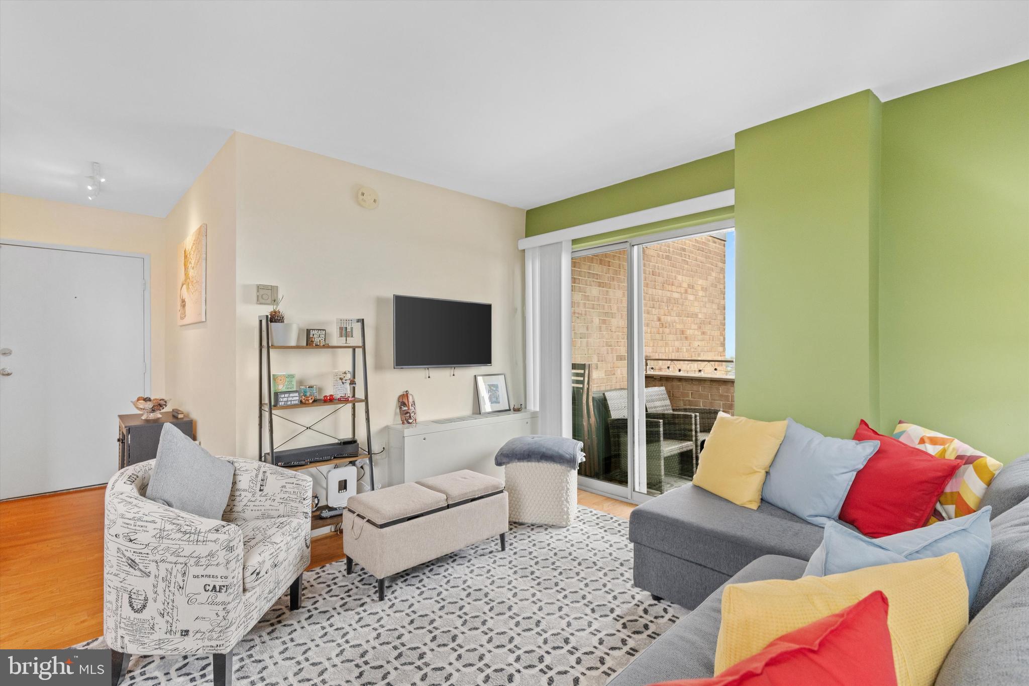 2800 WISCONSIN AVENUE NW 1002