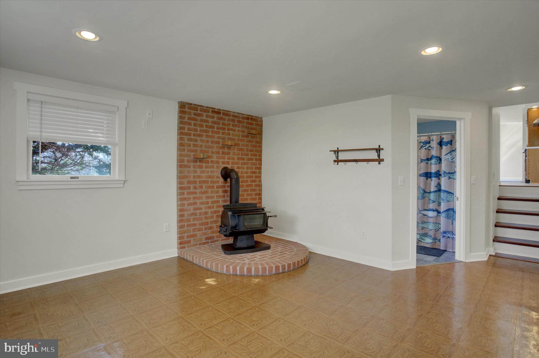 COVERED BRIDGE ESTATES - Residential