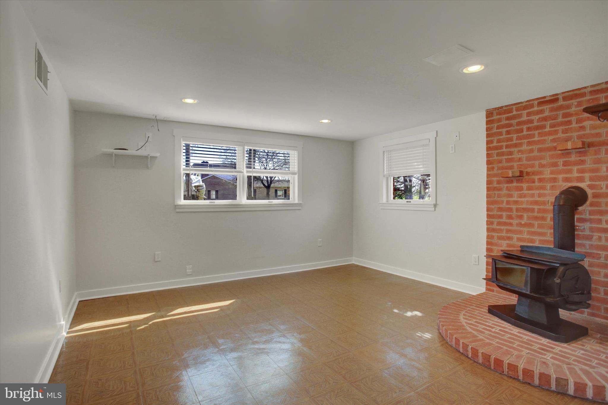 COVERED BRIDGE ESTATES - Residential