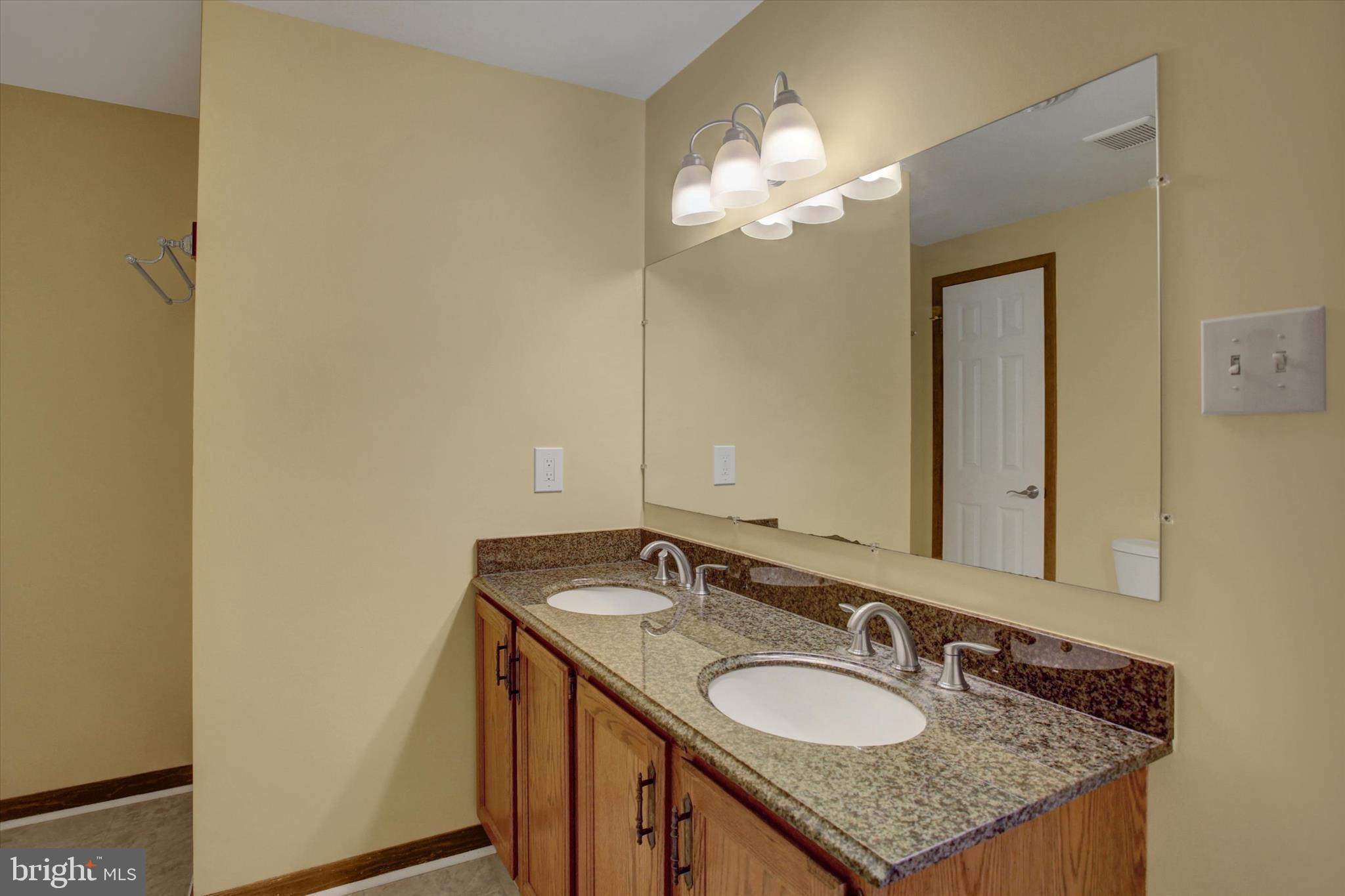 COVERED BRIDGE ESTATES - Residential