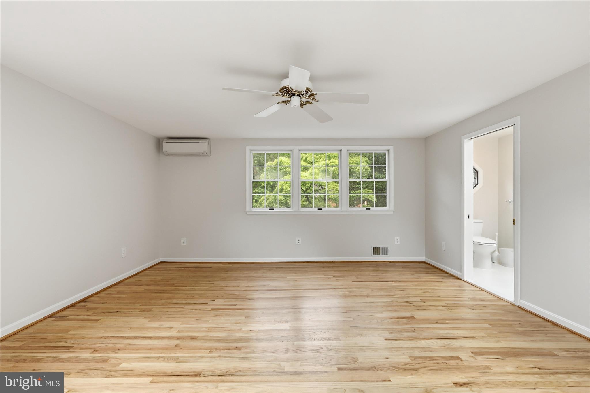 WILLOW WOODS - Residential