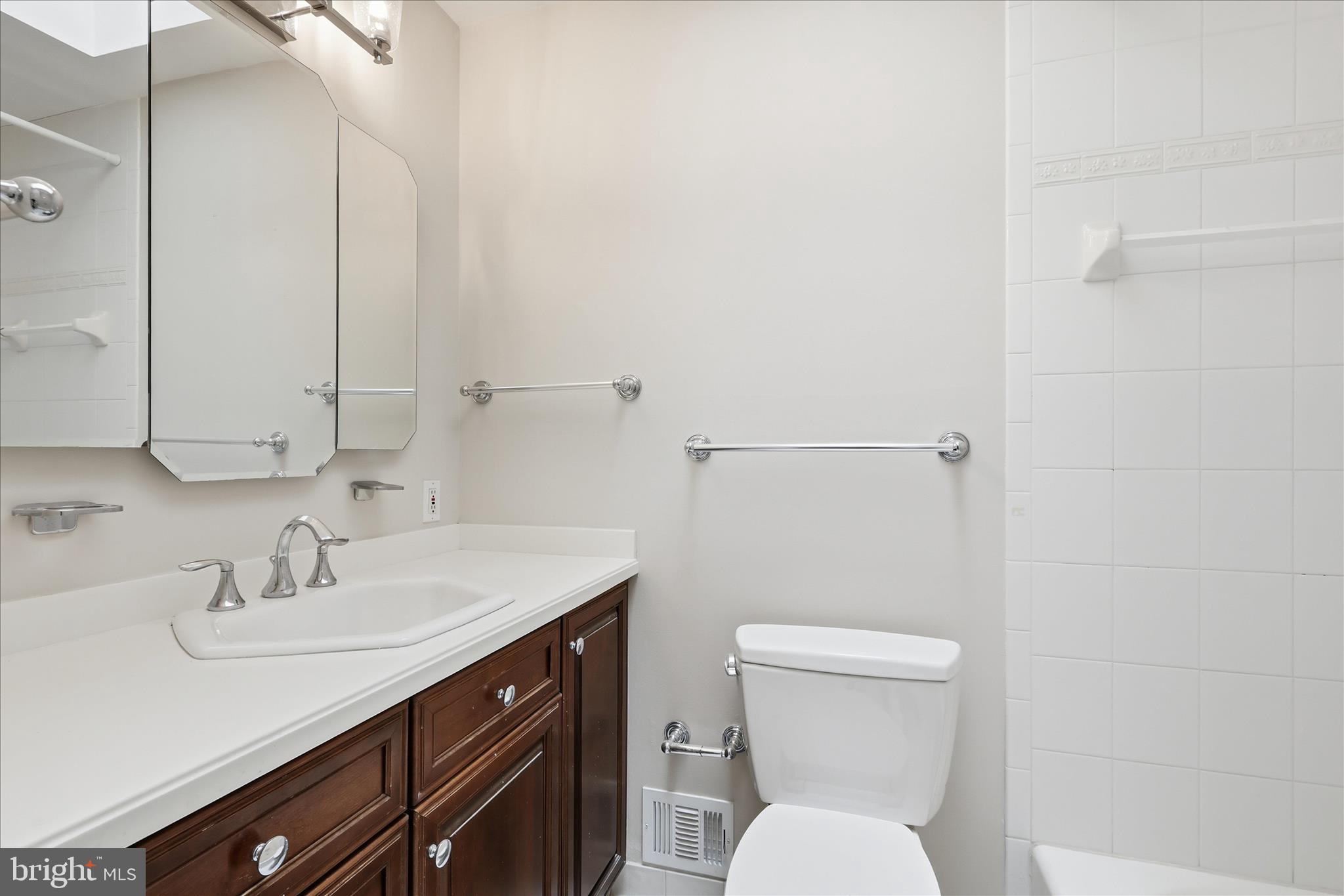 WILLOW WOODS - Residential