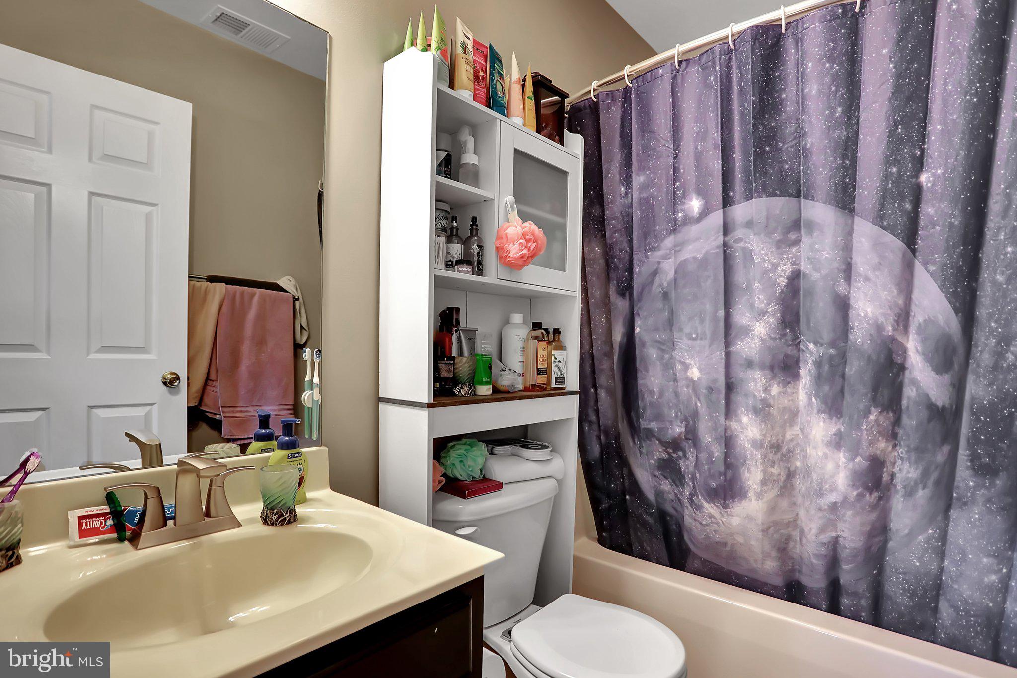 HAMMONDS MILL - Residential