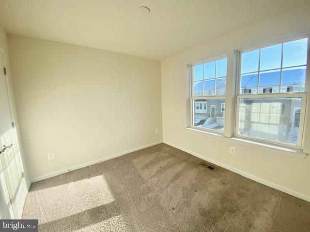 METRO POINTE - Residential