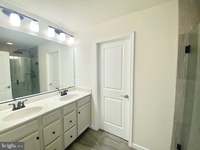 METRO POINTE - Residential