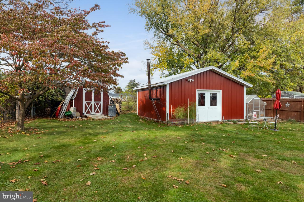 LANTZ RINKER - Residential