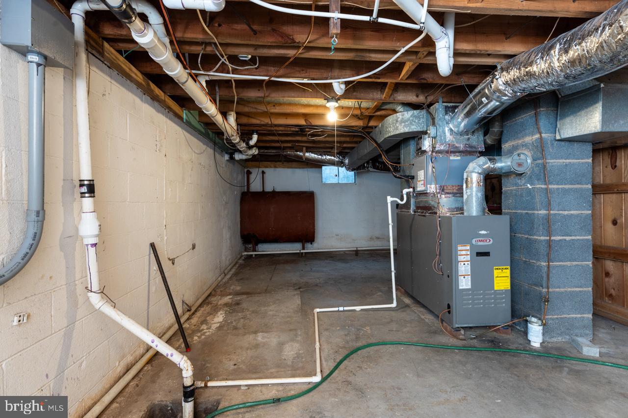 LANTZ RINKER - Residential