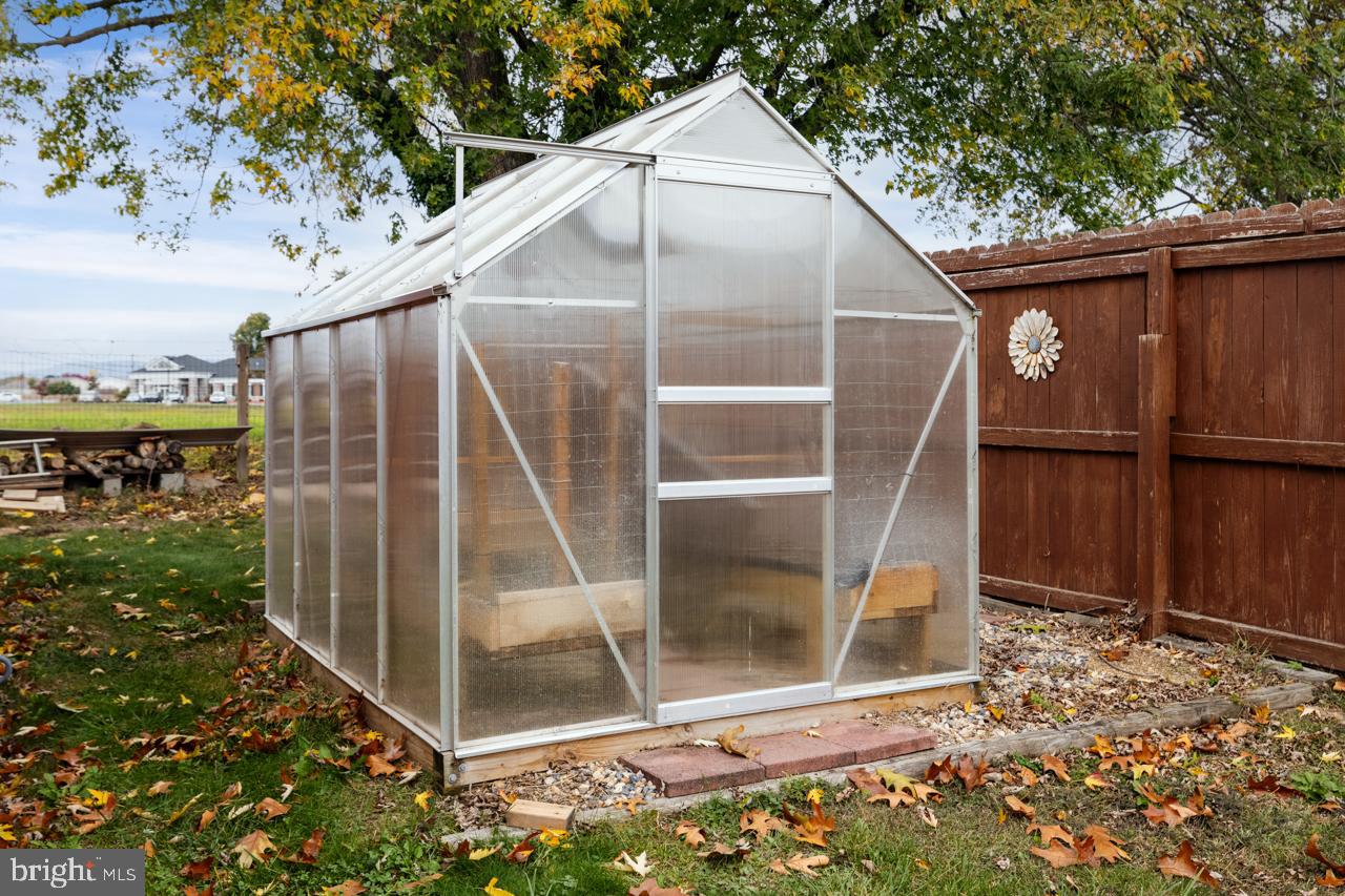 LANTZ RINKER - Residential