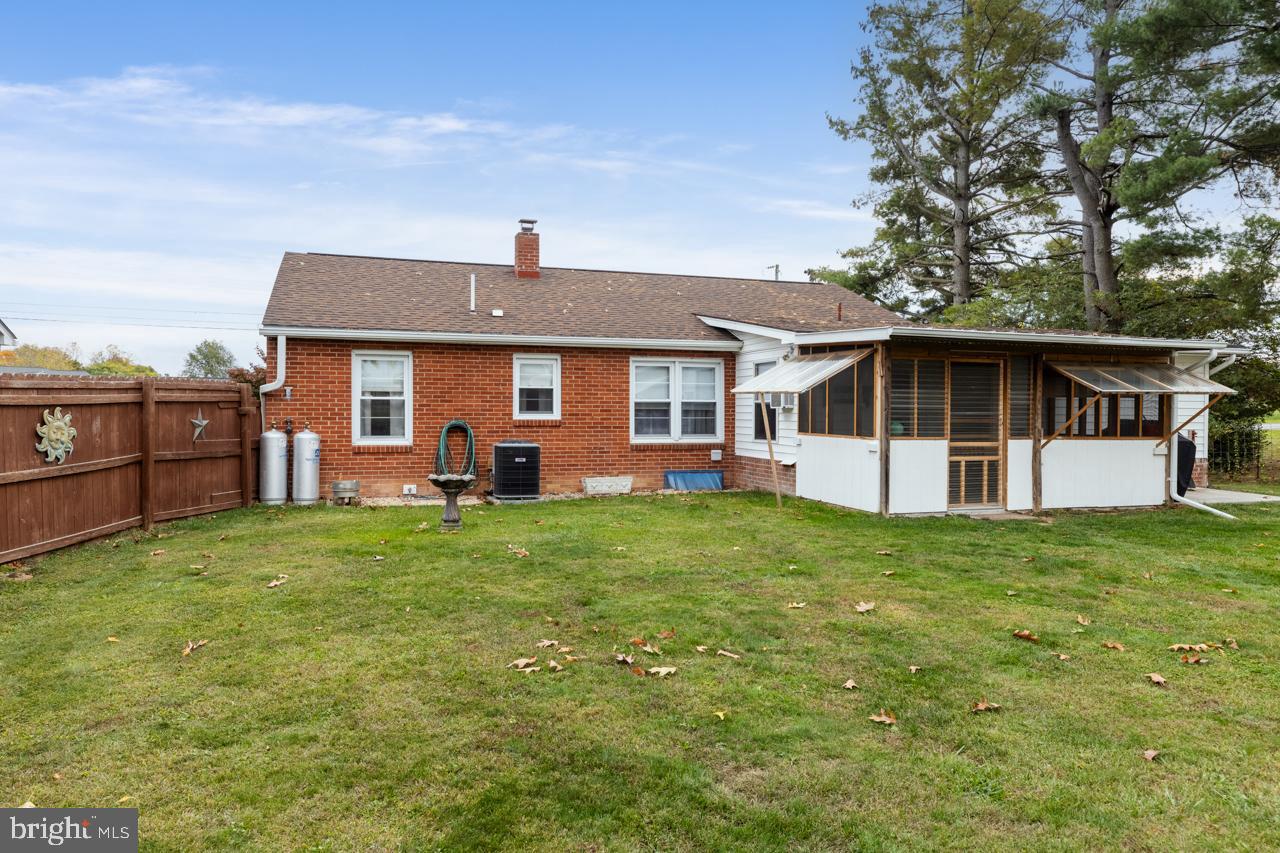 LANTZ RINKER - Residential