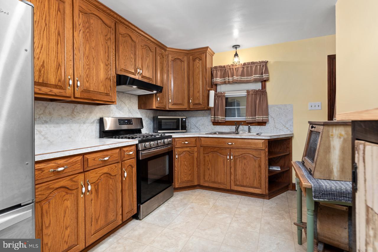 LANTZ RINKER - Residential