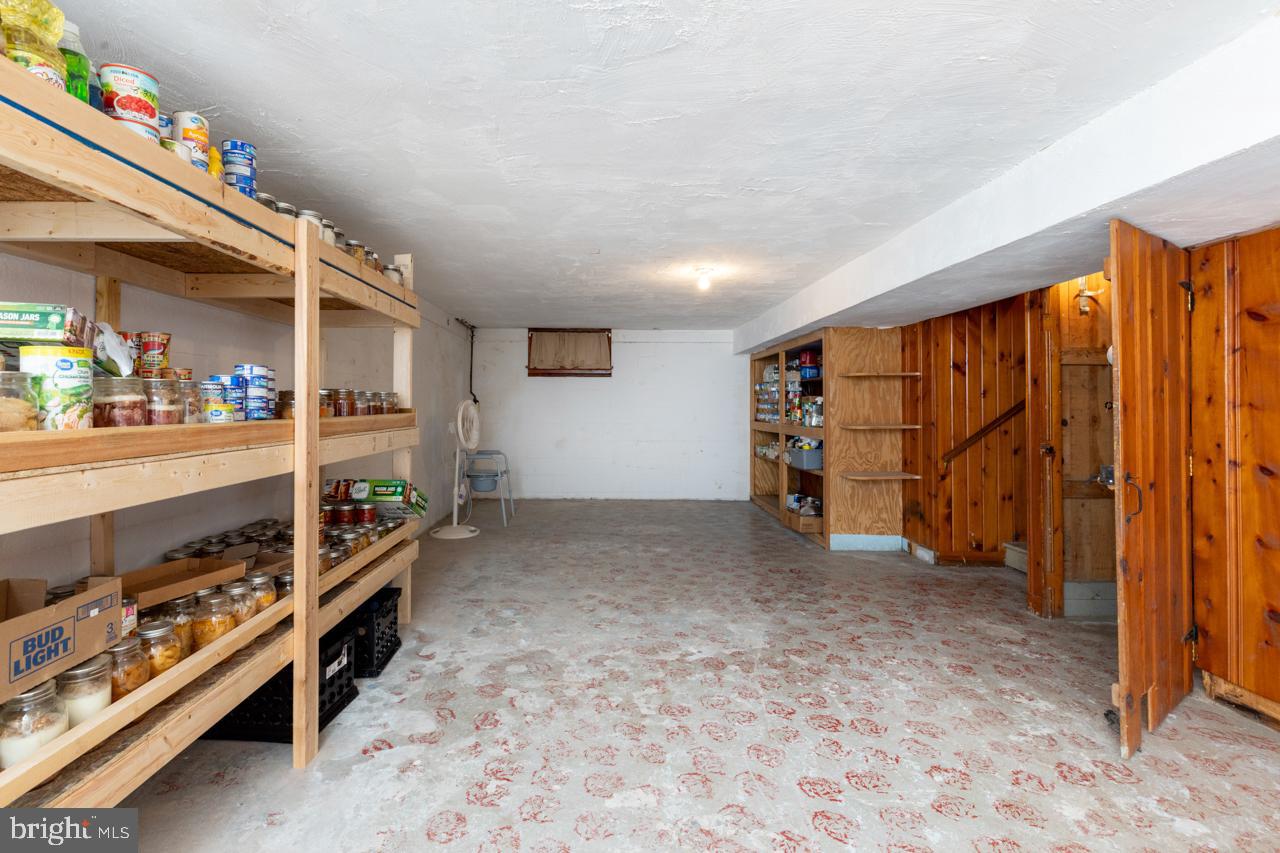 LANTZ RINKER - Residential