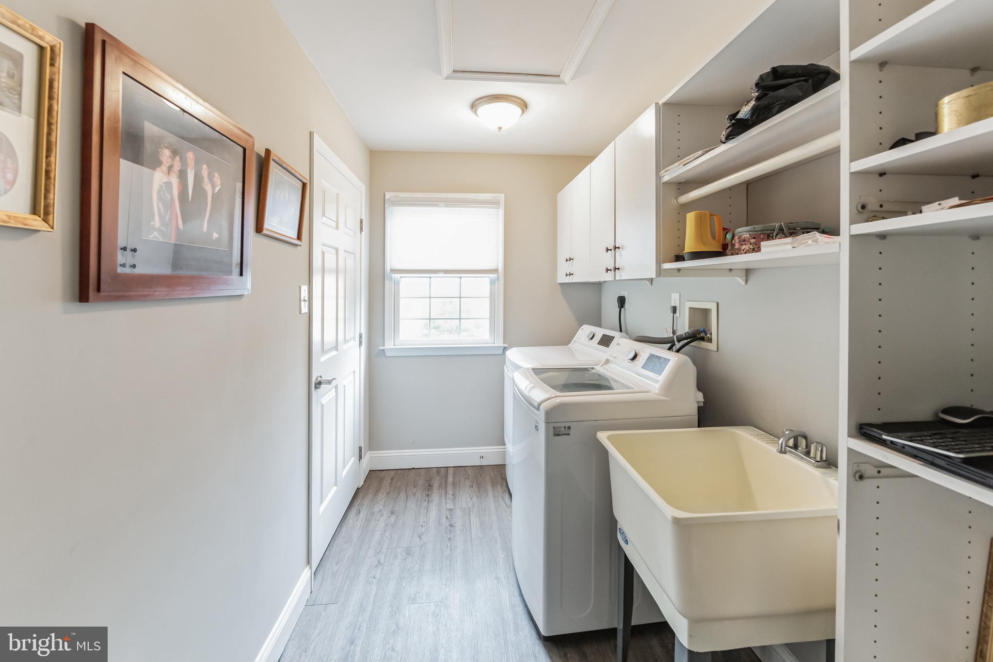 FORREST RIDGE EST - Residential