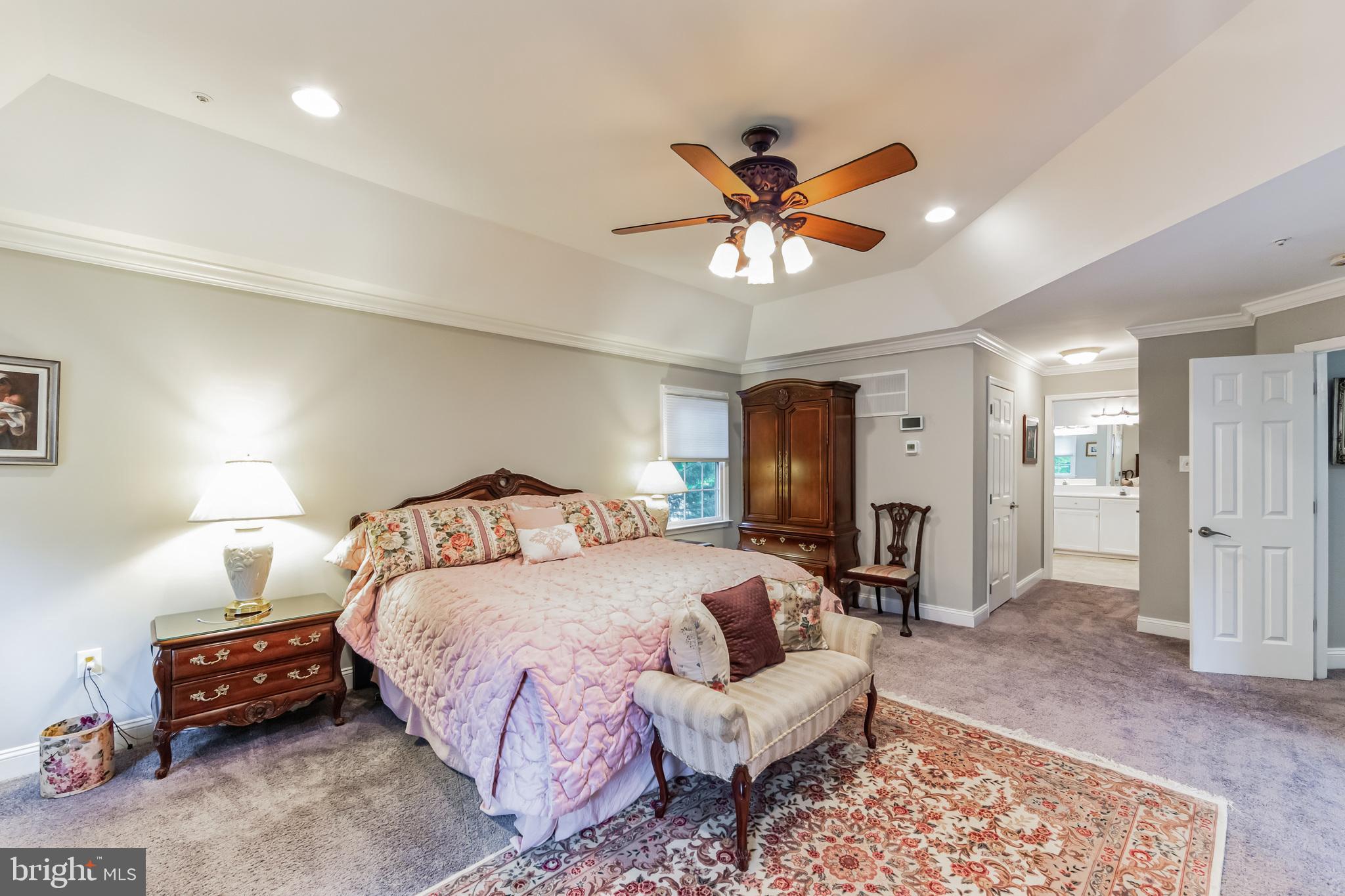 FORREST RIDGE EST - Residential