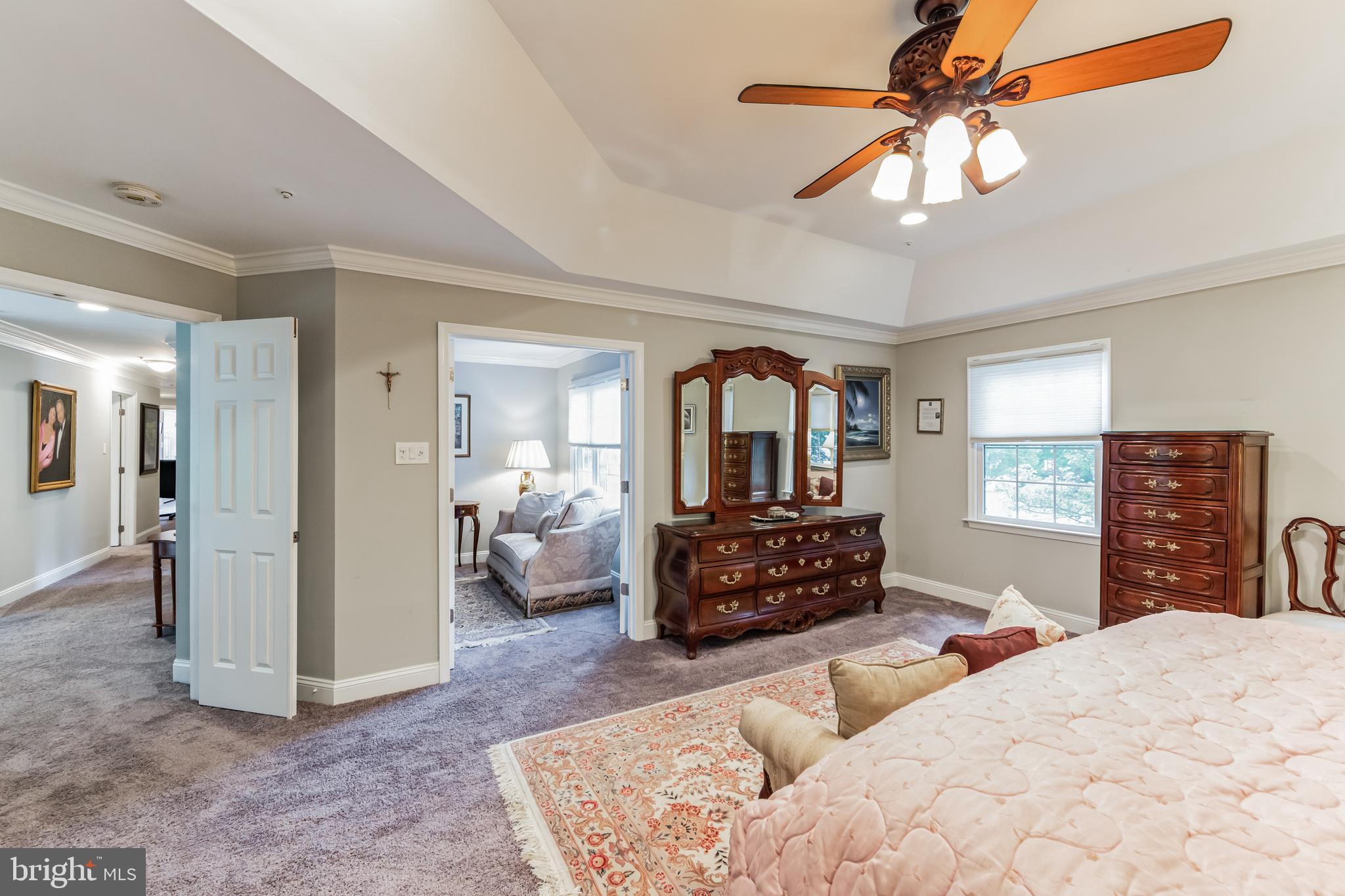 FORREST RIDGE EST - Residential