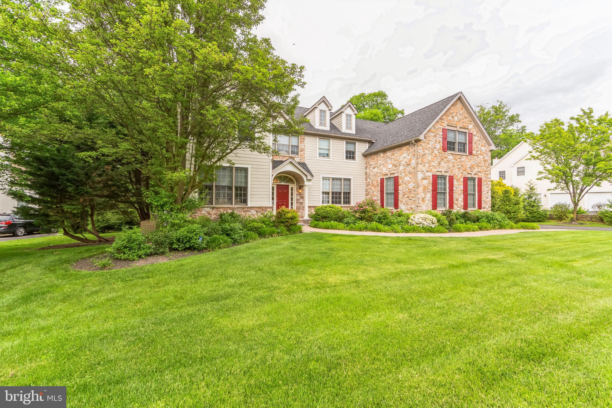 FORREST RIDGE EST - Residential