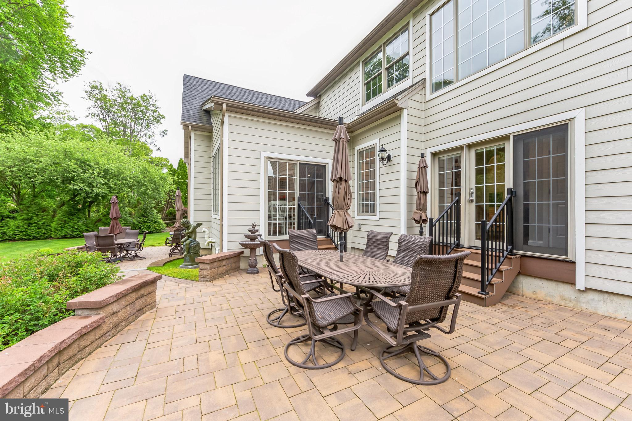 FORREST RIDGE EST - Residential