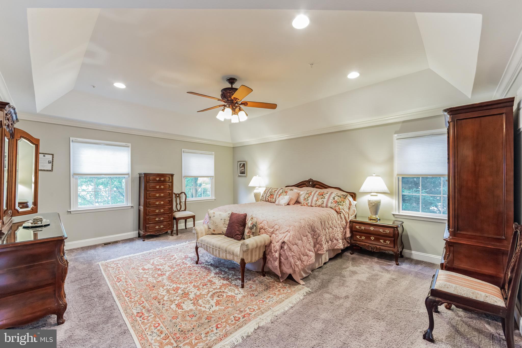 FORREST RIDGE EST - Residential