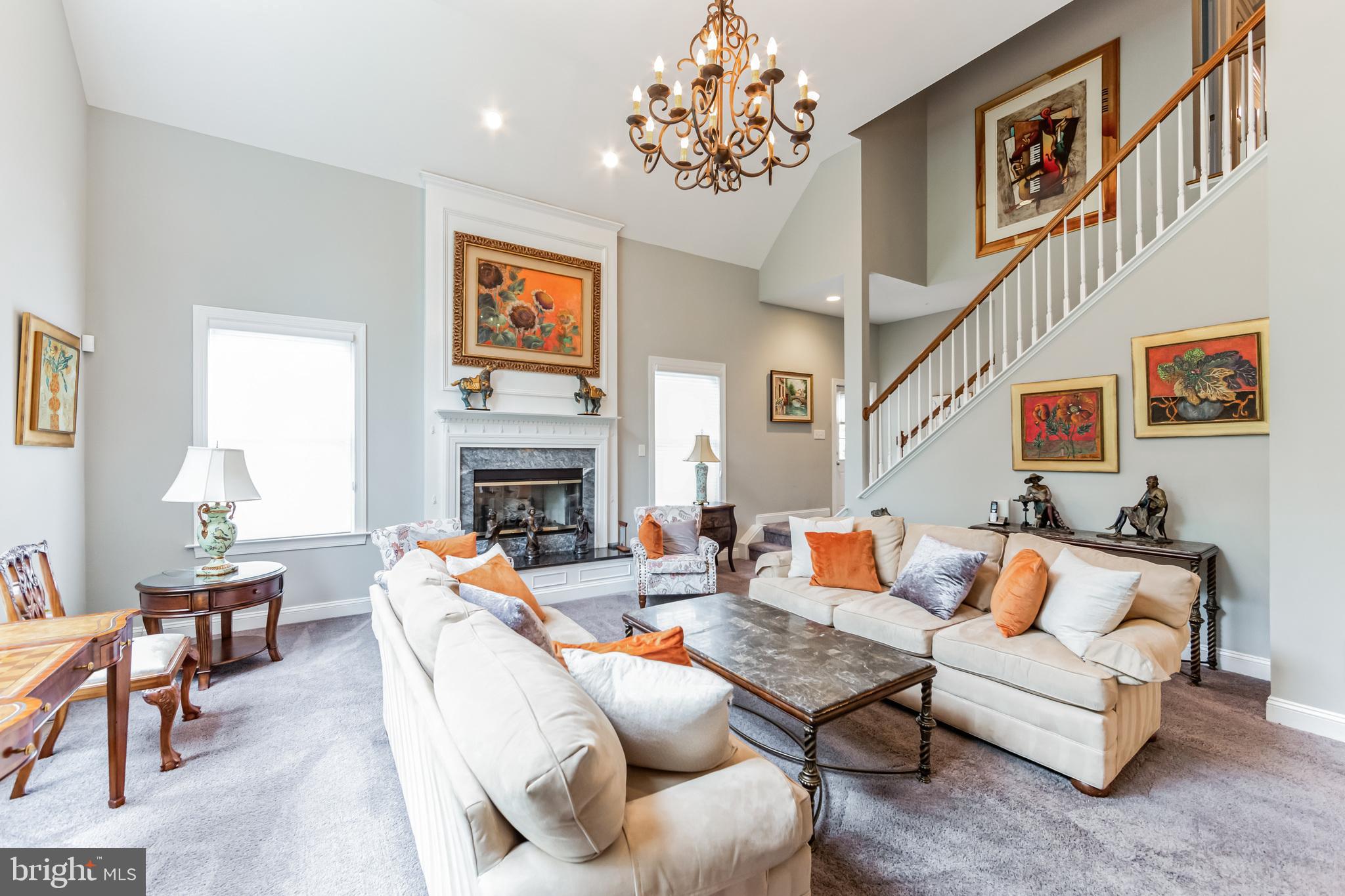 FORREST RIDGE EST - Residential