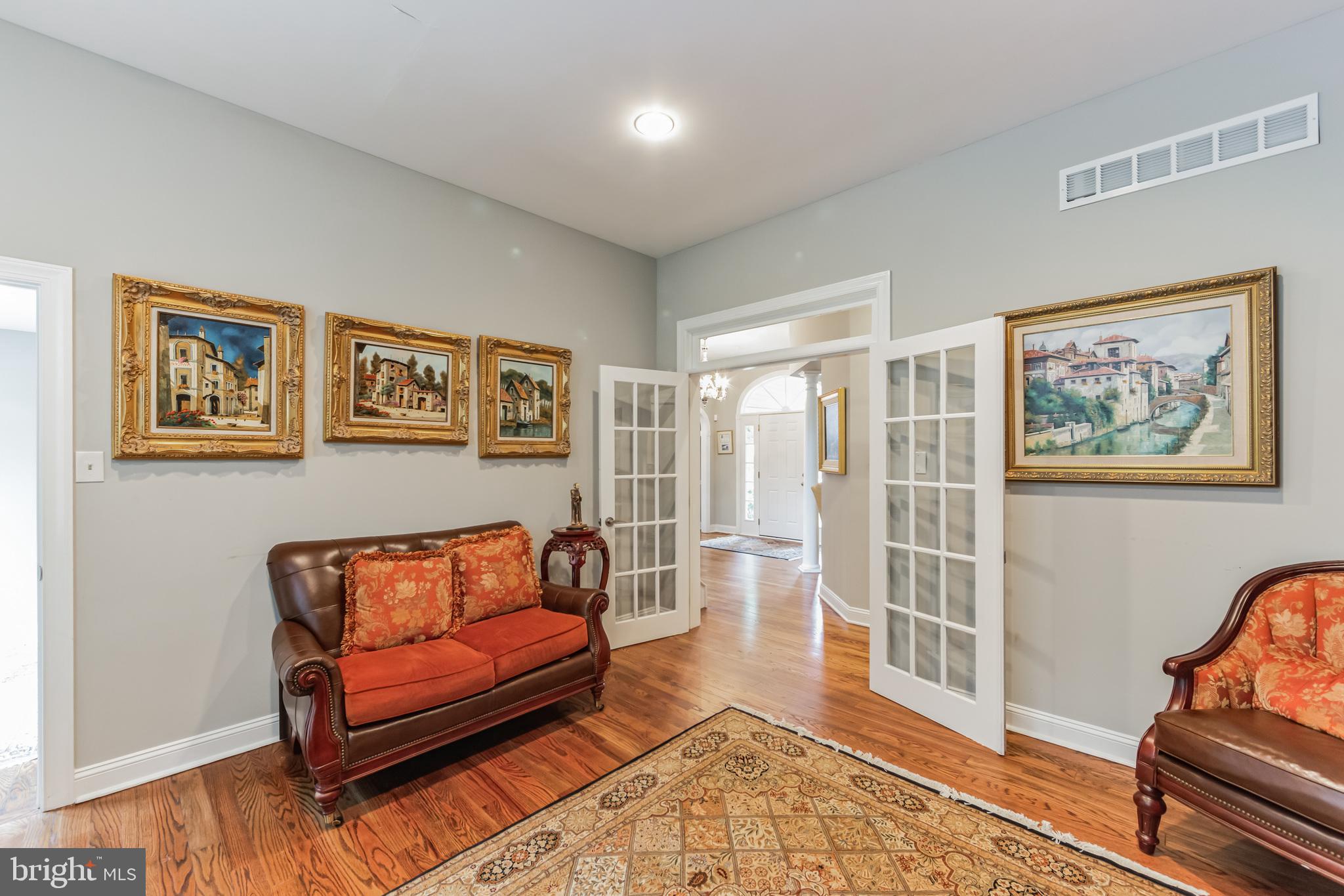 FORREST RIDGE EST - Residential