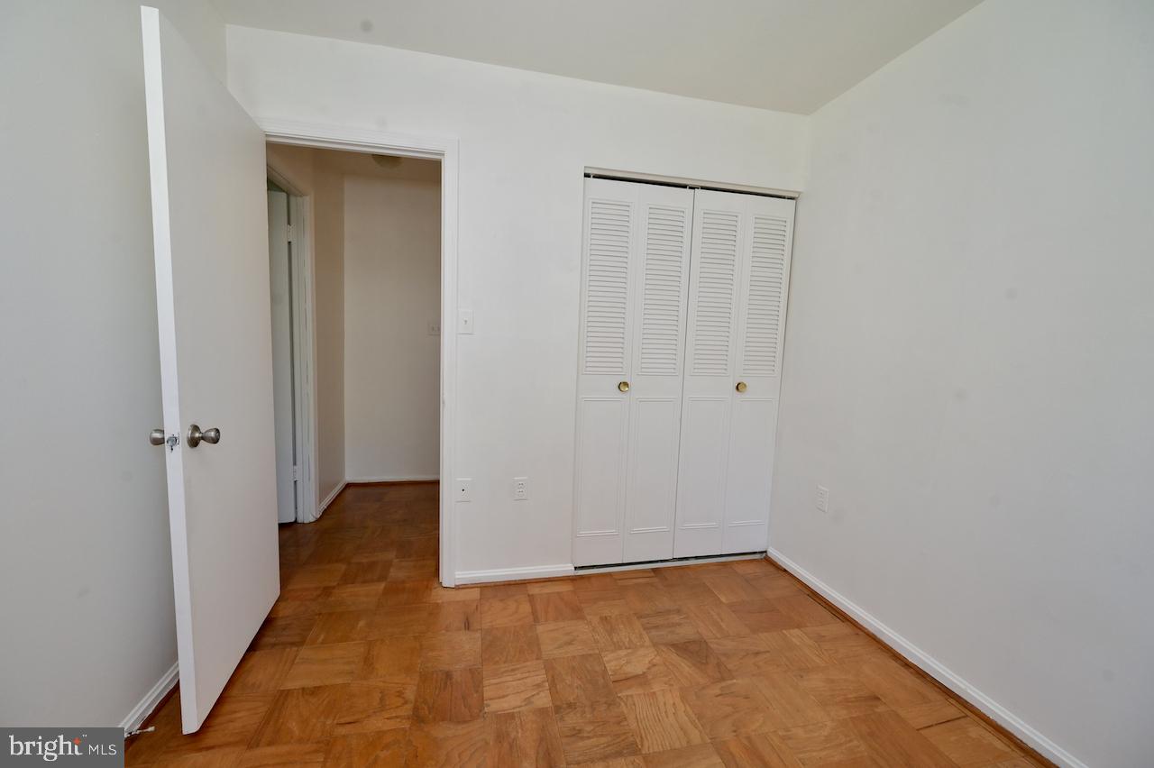 REGENT SQUARE - Residential