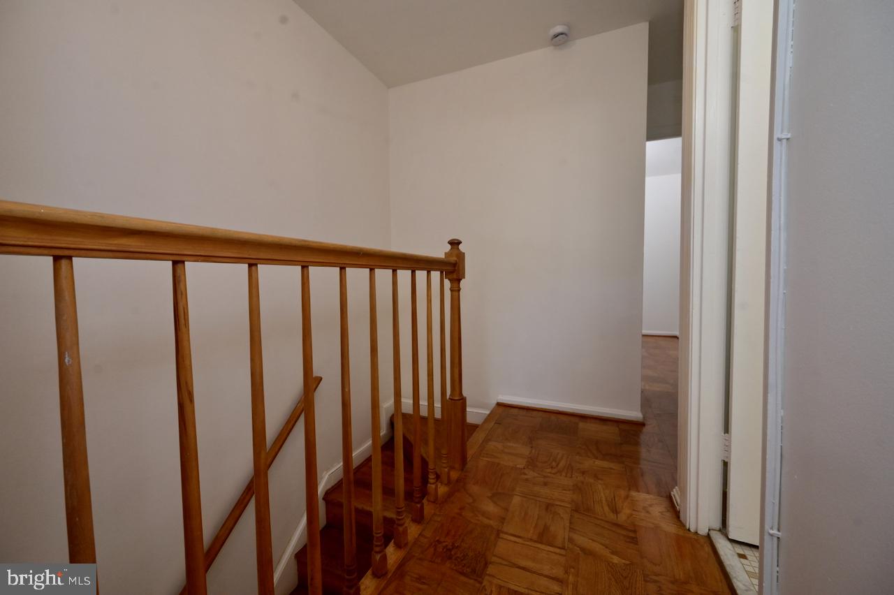 REGENT SQUARE - Residential