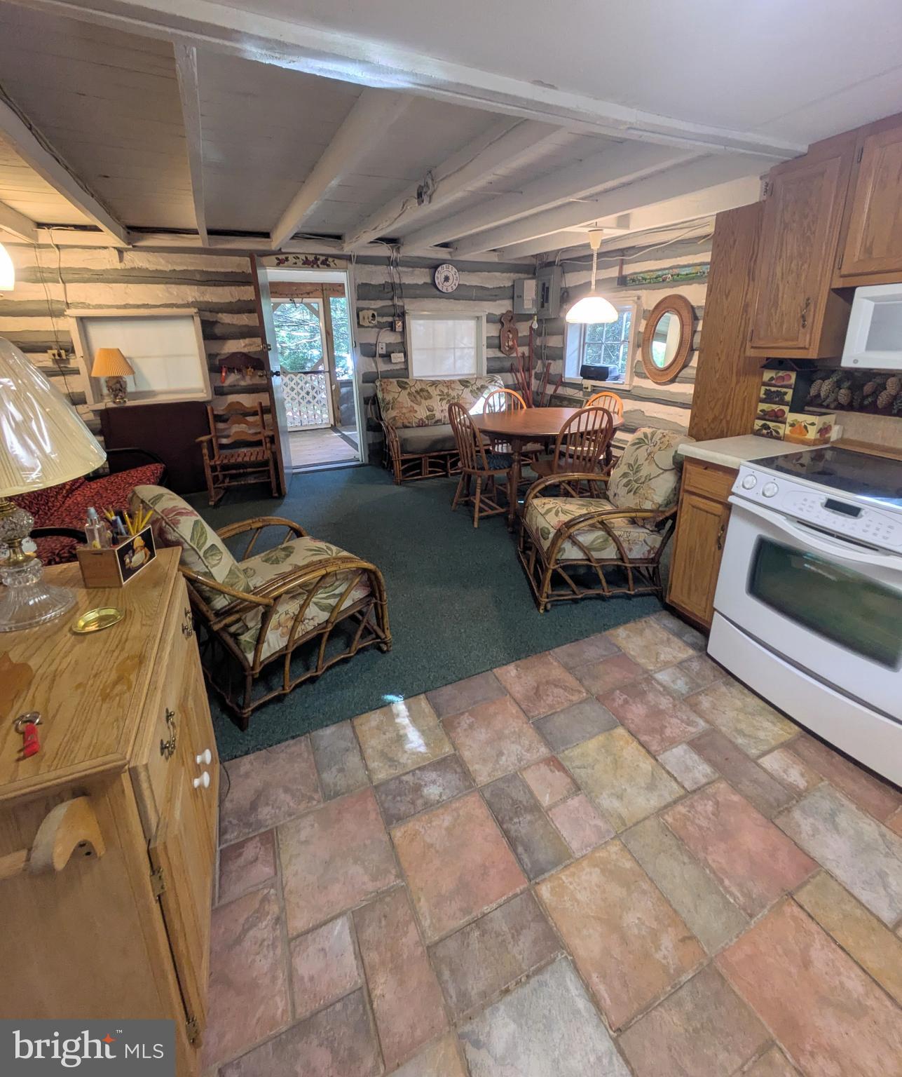 373 SAND MOUNTAIN ROAD