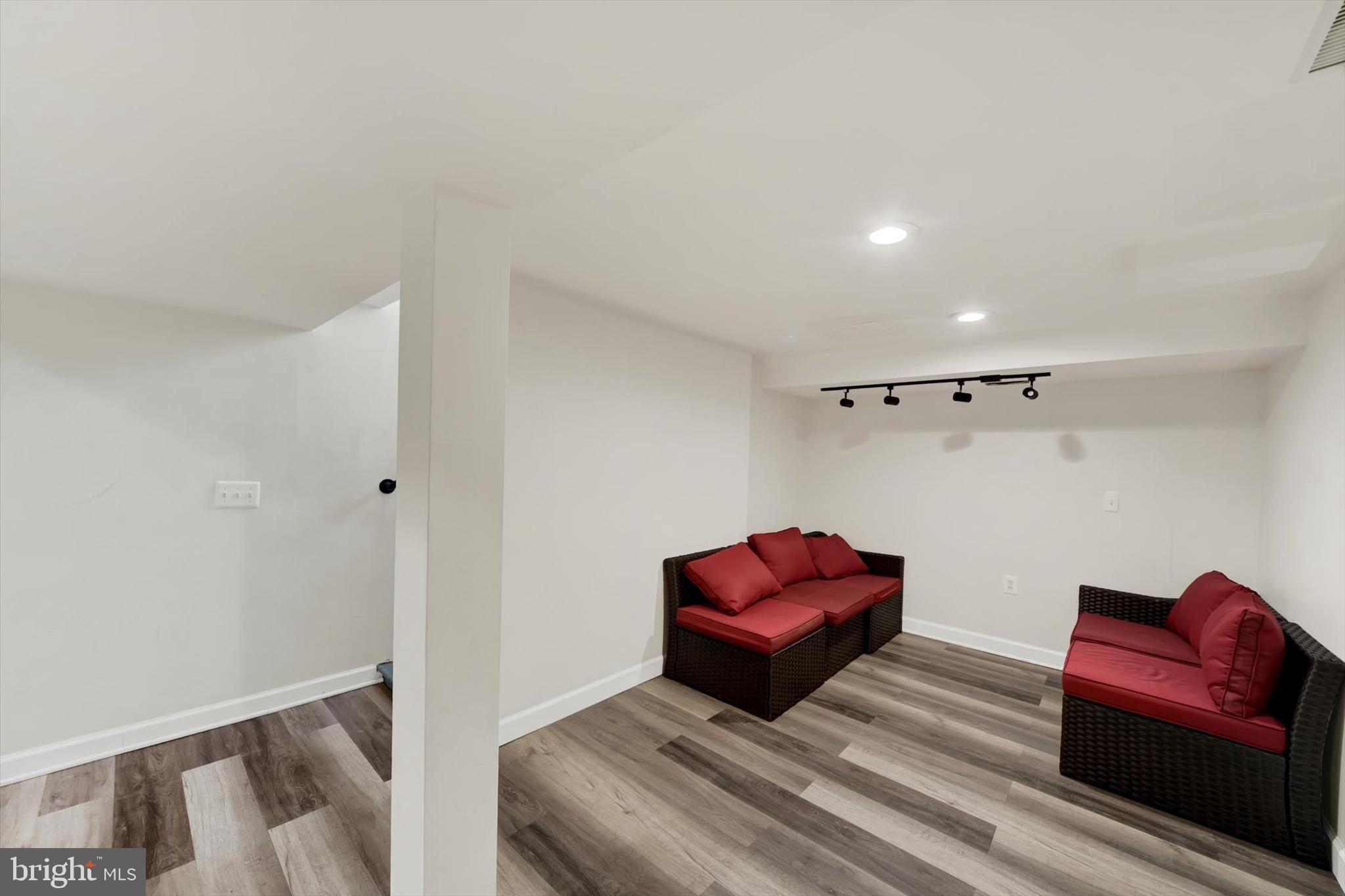 LINTHICUM HEIGHTS - Residential