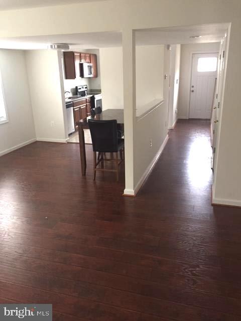 GEORGETOWN  VILLAGE - Residential Lease