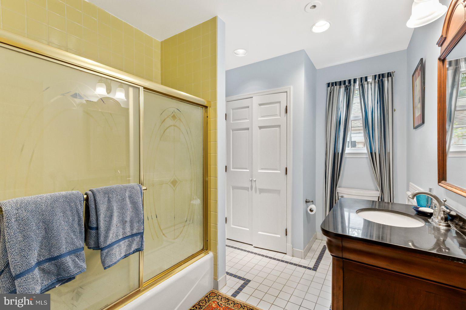 RUXTON - Residential