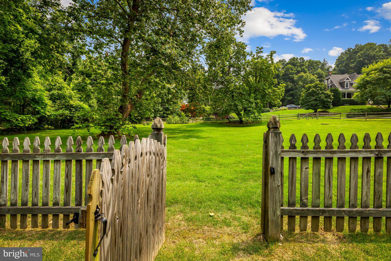 RUXTON - Residential