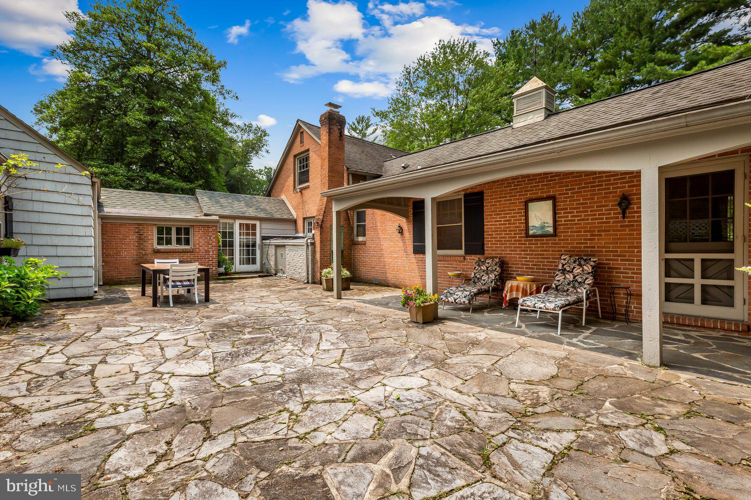 RUXTON - Residential