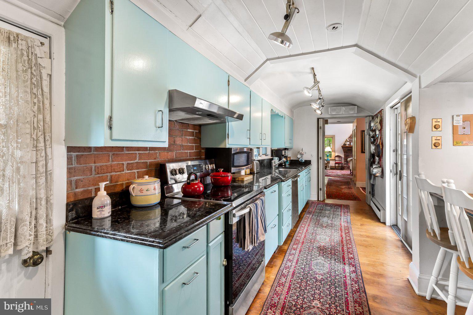 RUXTON - Residential