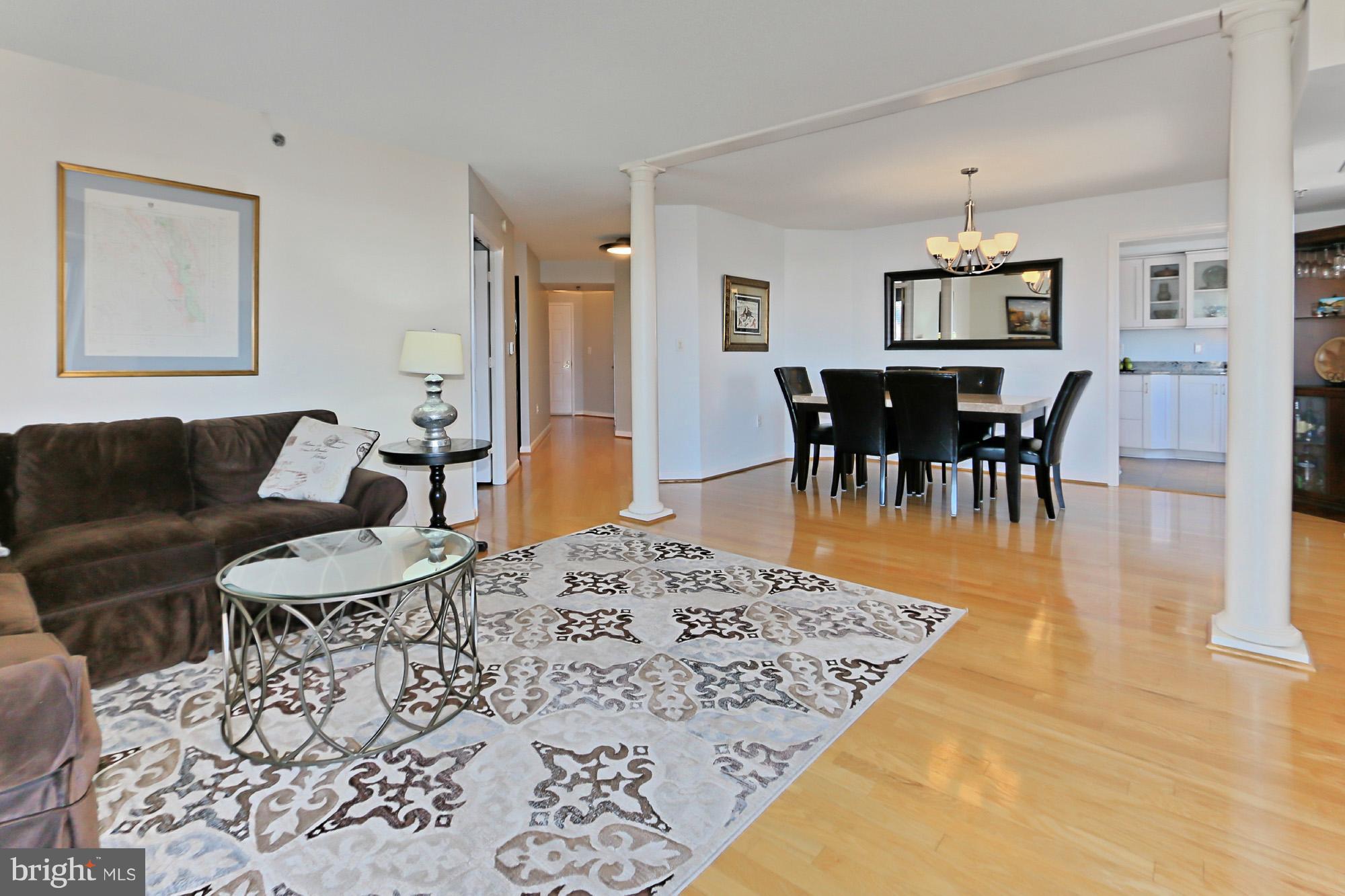 CARLYLE TOWERS - Residential Lease