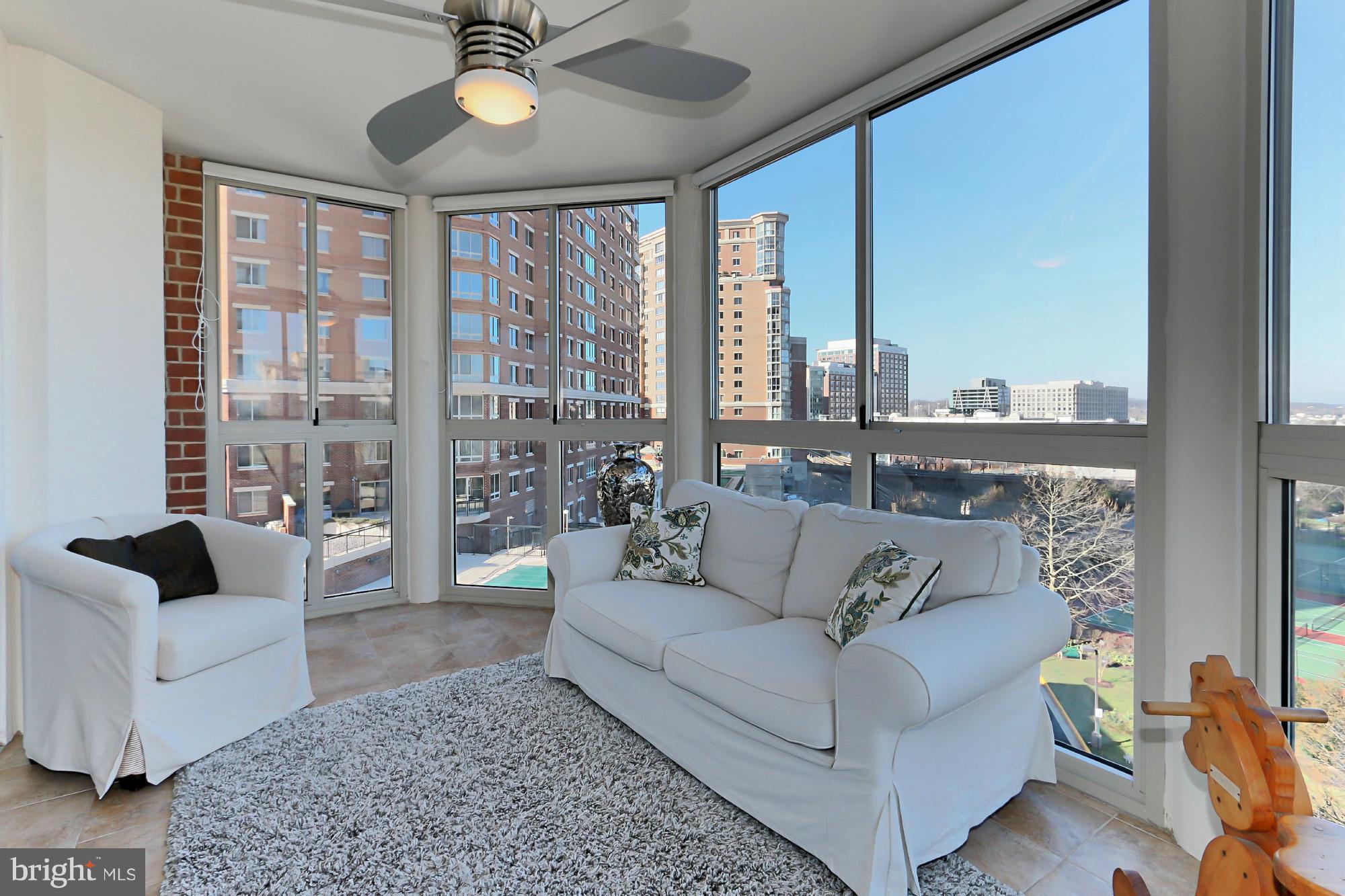 CARLYLE TOWERS - Residential Lease