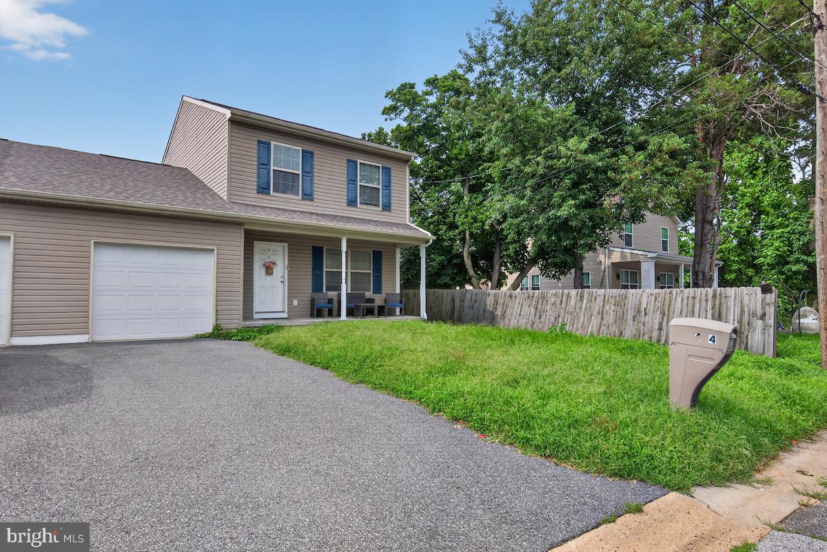4 TYRONE AVENUE