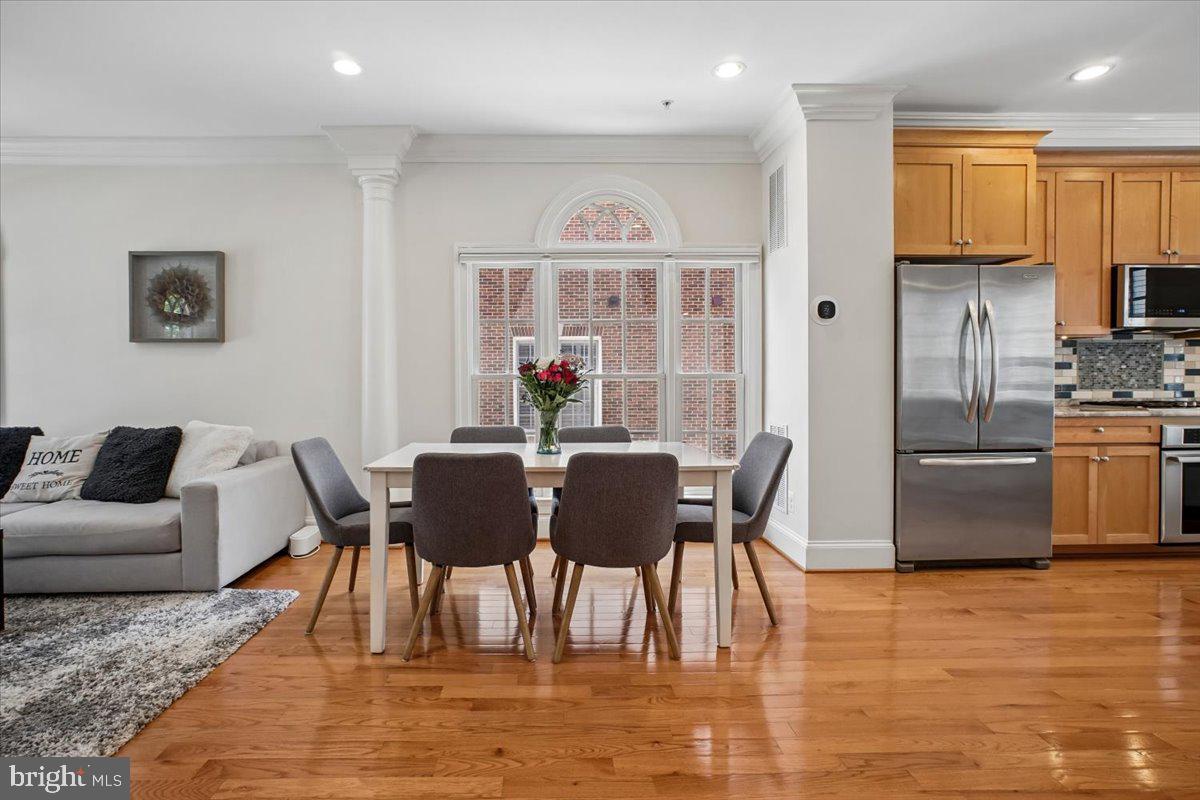 CHATHAM SQUARE - Residential