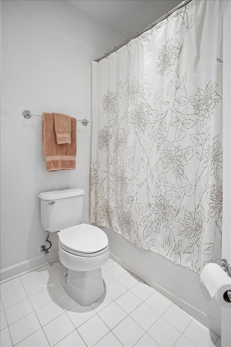 CHATHAM SQUARE - Residential