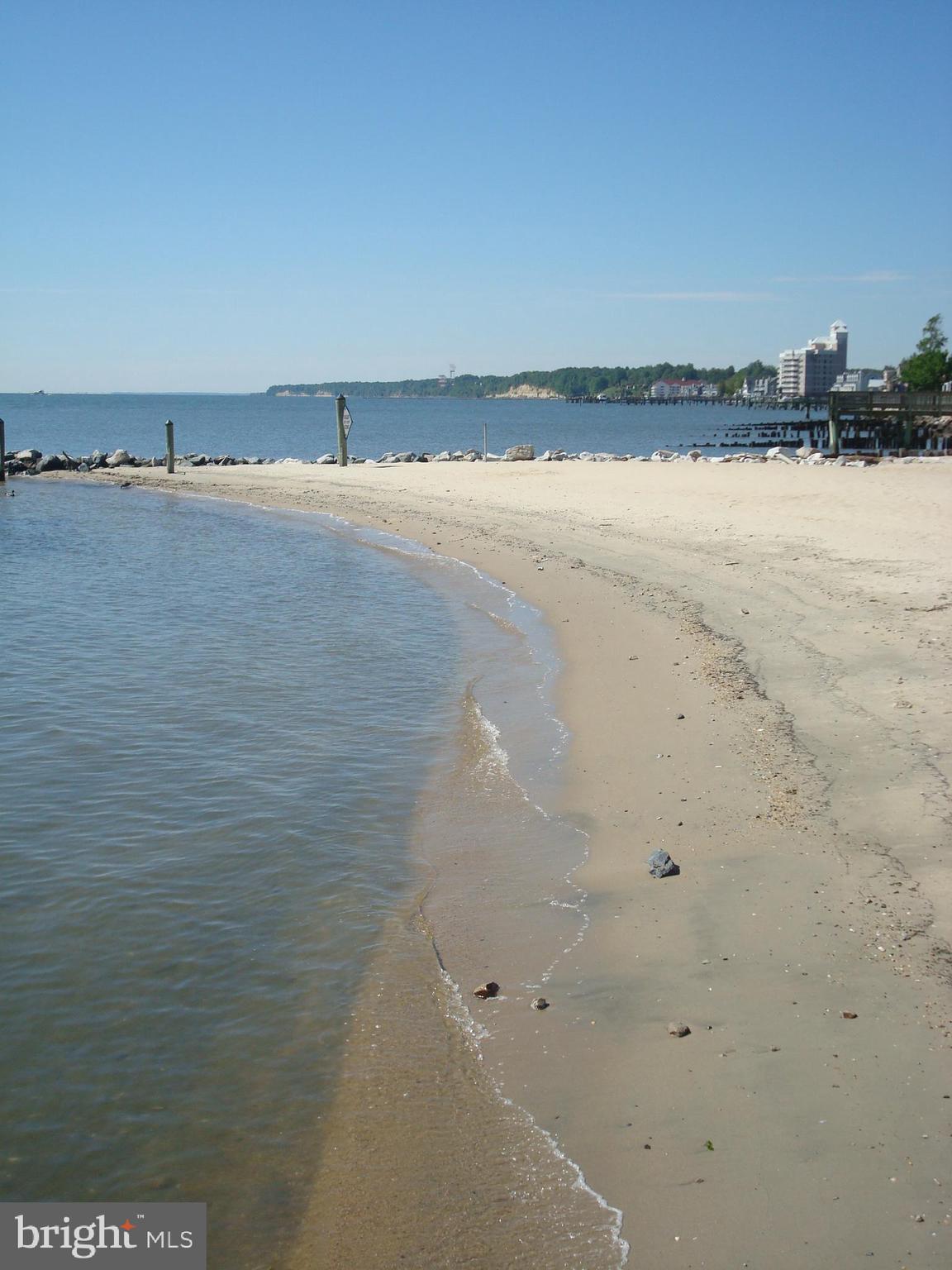 NORTH CHESAPEAKE BEACH - Residential