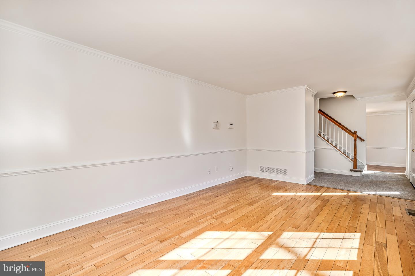 OXFORD GLEN - Residential