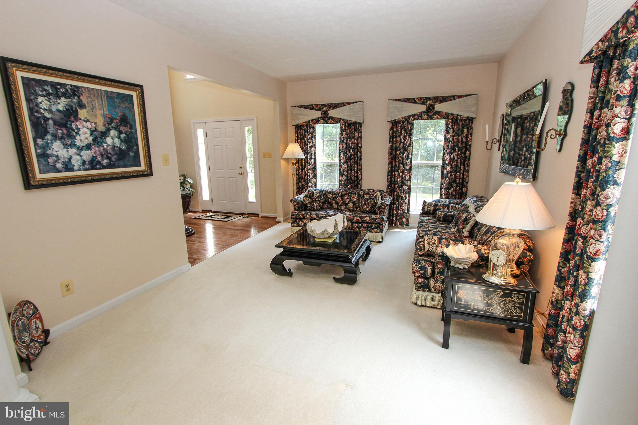 FOREST KNOLL - Residential